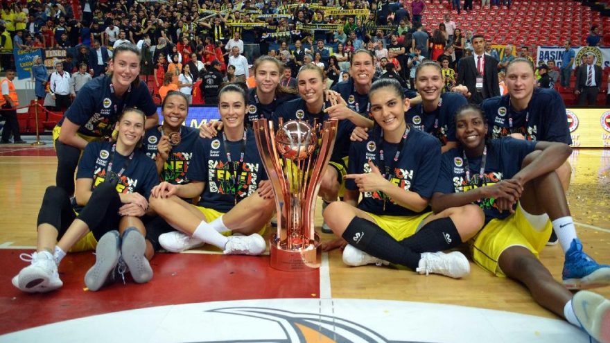 Fenerbahçe kupayı farklı kazandı!